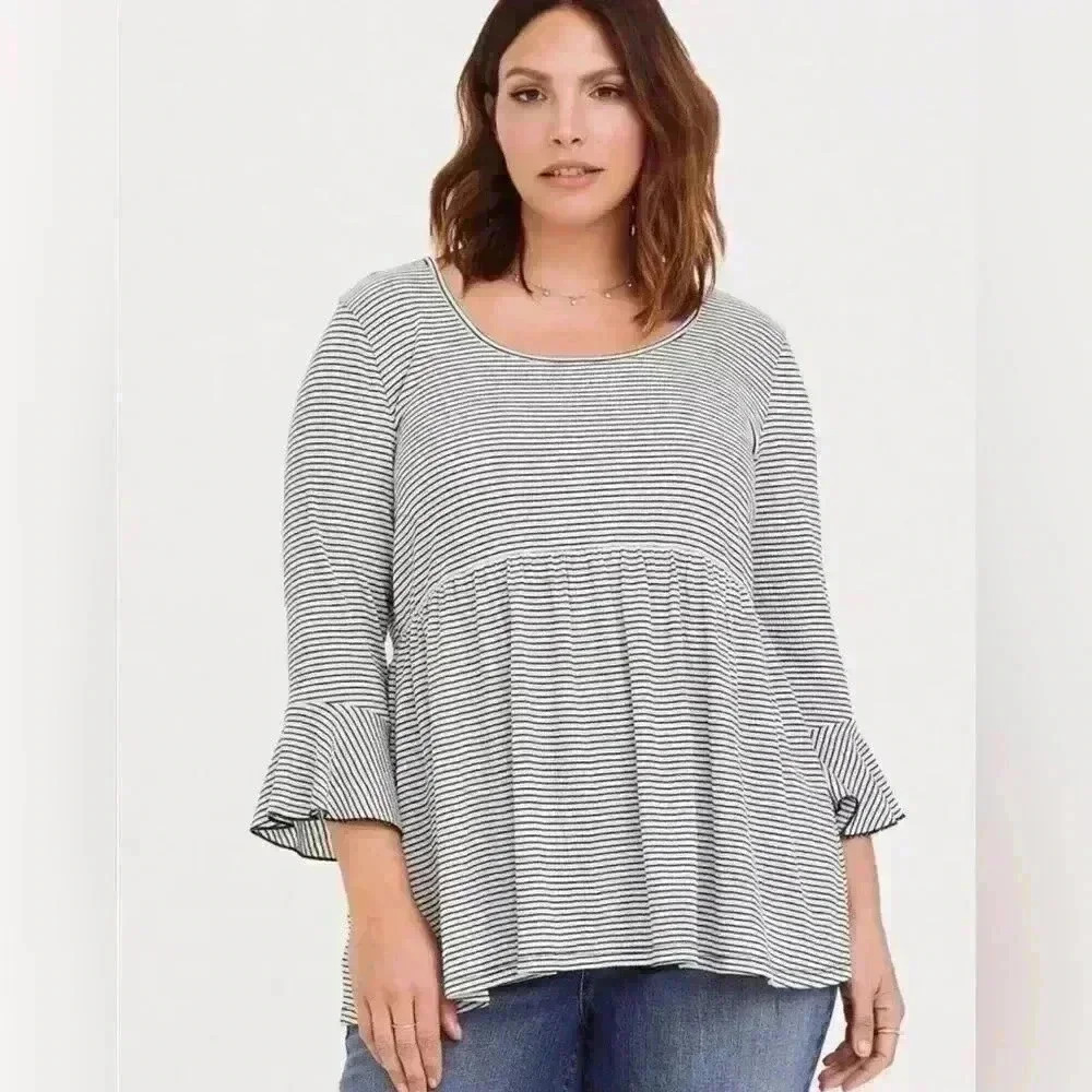 Torrid Stripe Bell Sleeve Babydoll Tee Black and White Size Plus 0X
